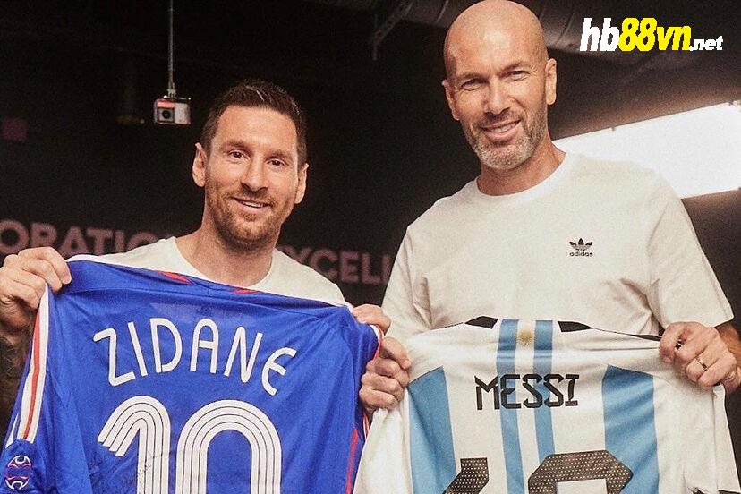 Zidane và Messi trong buổi phỏng vấn gần đây. Ảnh: Adidas
