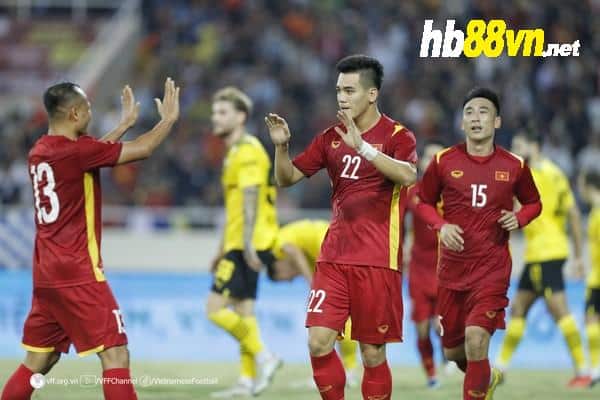 3 nhân tố chơi tốt của ĐT Việt Nam ở trận thắng Dortmund - Bóng Đá